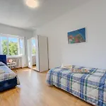 Ca' Gina Panoramica - Monte Bre - Happy Apartment