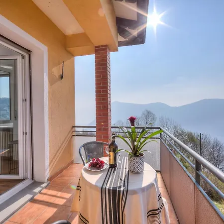 Ca' Gina Panoramica - Monte Bre - Happy Apartment *