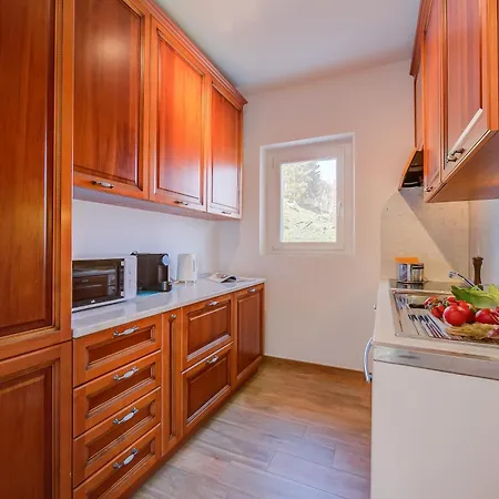 Ca' Gina Panoramica - Monte Bre - Happy